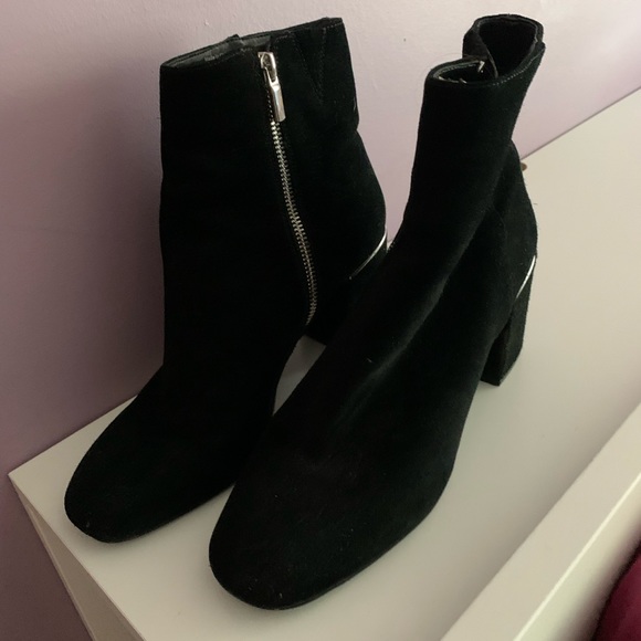 Black suede ankle boots - Picture 6 of 9
